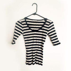 Doen Jacqueline Tee in Navy Stripe